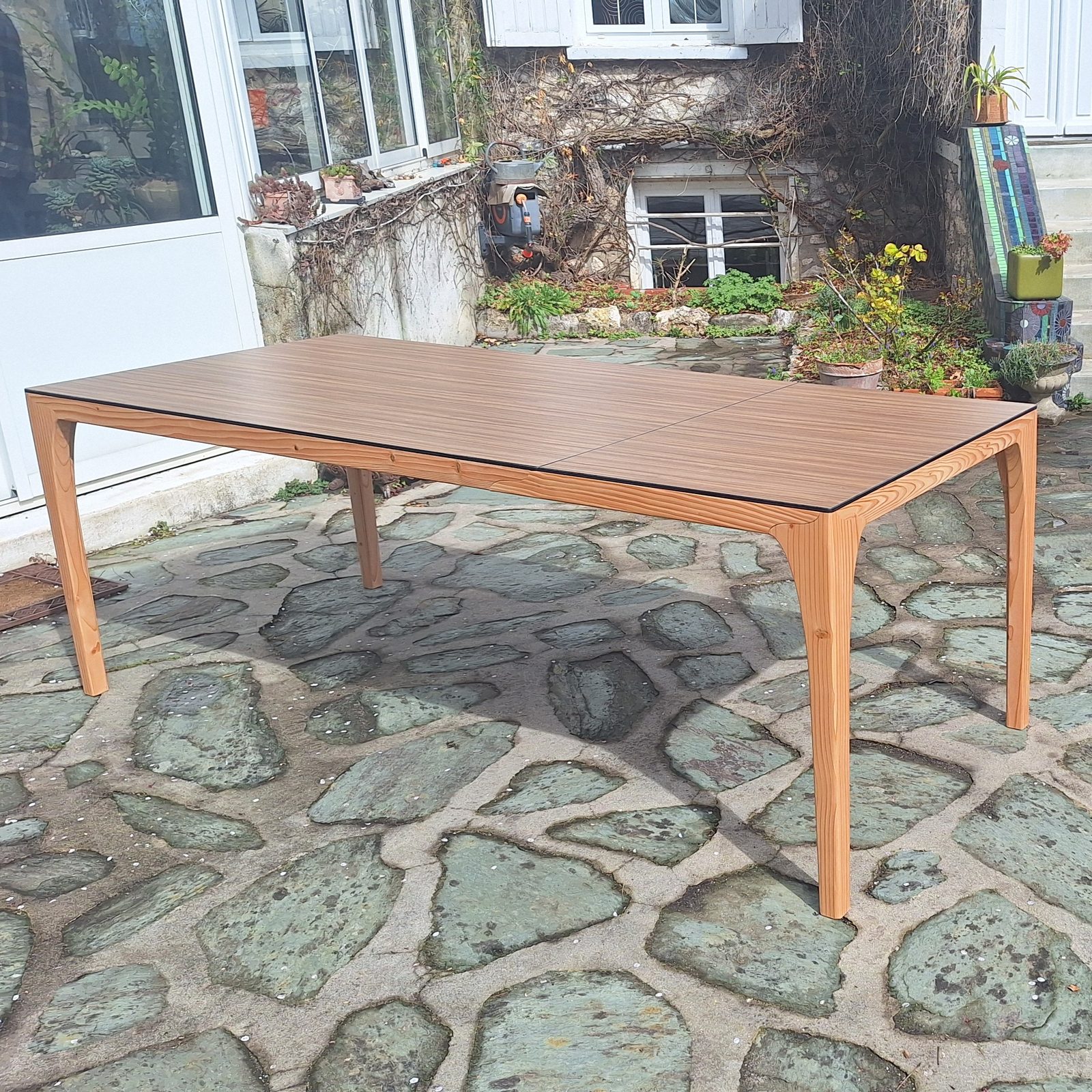 Table ellipse sur mesure — vue 3