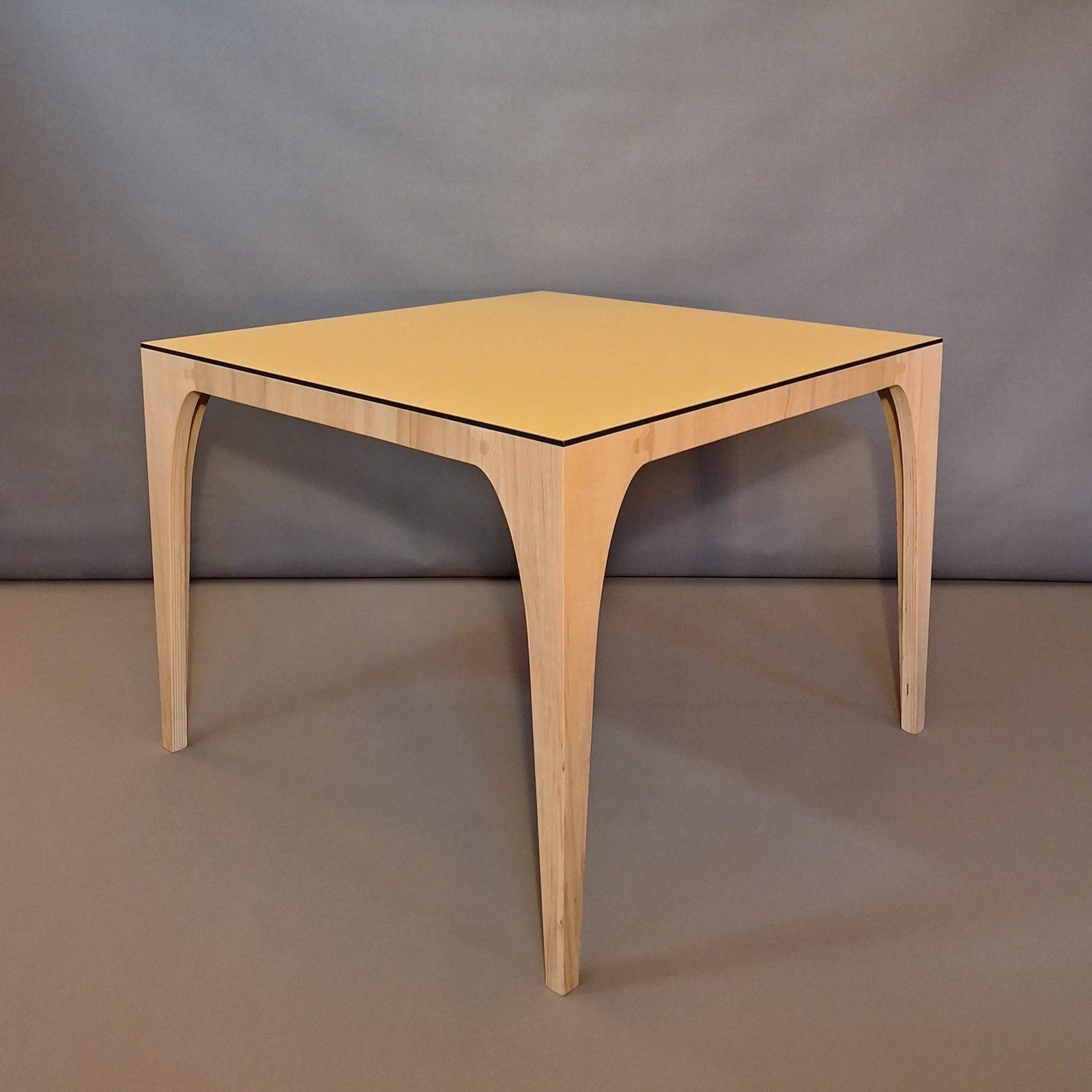 Table et chaises de Salon 100*100 cm — vue 2